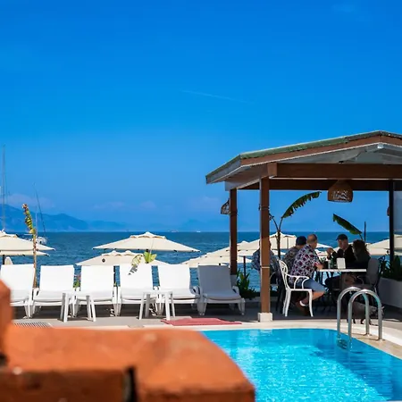 Turunc-malmen ホテル 3*