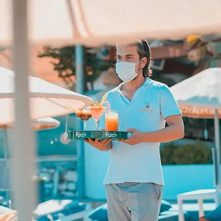 Turunc-malmen ホテル トゥルンチュ